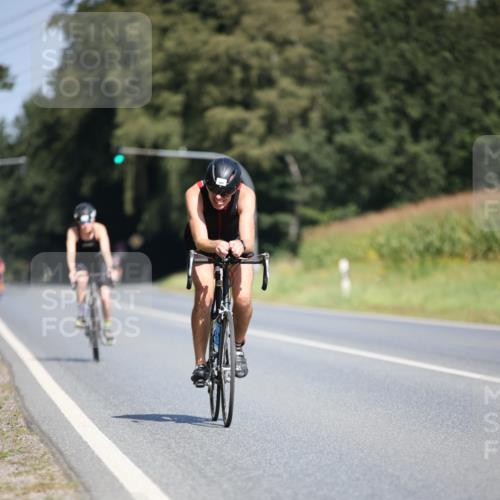 01.09.2024 - 17. Tribühne Triathlon H.Heesch http://msf.ph/oto/6949106 01.09.2024 12:07:14 Radfahren 589, 673 meine-sportfotos.de