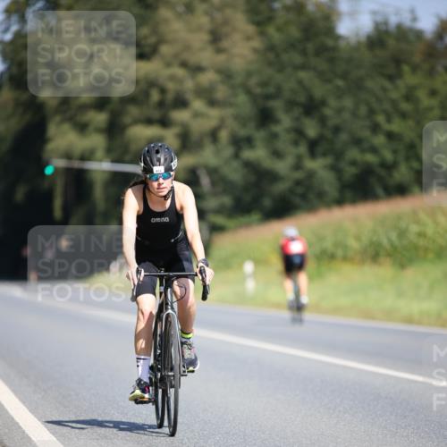 01.09.2024 - 17. Tribühne Triathlon H.Heesch http://msf.ph/oto/6949132 01.09.2024 12:07:16 Radfahren 589, 673 meine-sportfotos.de