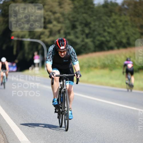 01.09.2024 - 17. Tribühne Triathlon H.Heesch http://msf.ph/oto/6949191 01.09.2024 12:07:34 Radfahren 473, 482, 649, 691 meine-sportfotos.de