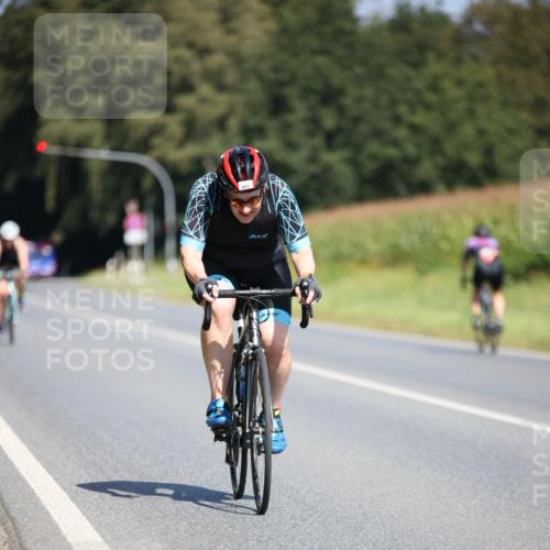 01.09.2024 - 17. Tribühne Triathlon H.Heesch http://msf.ph/oto/6949193 01.09.2024 12:07:35 Radfahren 473, 482, 649, 691 meine-sportfotos.de