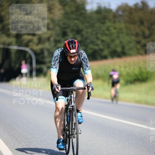 01.09.2024 - 17. Tribühne Triathlon H.Heesch http://msf.ph/oto/6949198 01.09.2024 12:07:35 Radfahren 473, 482, 649, 691 meine-sportfotos.de