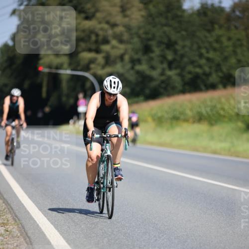 01.09.2024 - 17. Tribühne Triathlon H.Heesch http://msf.ph/oto/6949222 01.09.2024 12:07:38 Radfahren 482, 691 meine-sportfotos.de