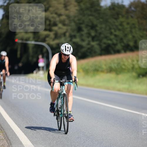 01.09.2024 - 17. Tribühne Triathlon H.Heesch http://msf.ph/oto/6949226 01.09.2024 12:07:38 Radfahren 482, 691 meine-sportfotos.de