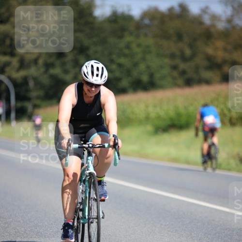 01.09.2024 - 17. Tribühne Triathlon H.Heesch http://msf.ph/oto/6949236 01.09.2024 12:07:39 Radfahren 482, 691 meine-sportfotos.de