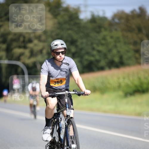 01.09.2024 - 17. Tribühne Triathlon H.Heesch http://msf.ph/oto/6949278 01.09.2024 12:07:50 Radfahren 369, 503, 603, 614, 621, 688 meine-sportfotos.de