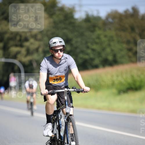 01.09.2024 - 17. Tribühne Triathlon H.Heesch http://msf.ph/oto/6949280 01.09.2024 12:07:50 Radfahren 369, 503, 603, 614, 621, 688 meine-sportfotos.de