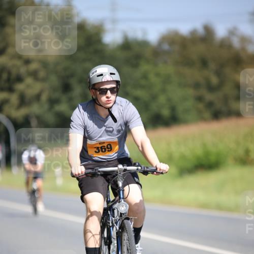 01.09.2024 - 17. Tribühne Triathlon H.Heesch http://msf.ph/oto/6949287 01.09.2024 12:07:50 Radfahren 369, 503, 603, 614, 621, 688 meine-sportfotos.de