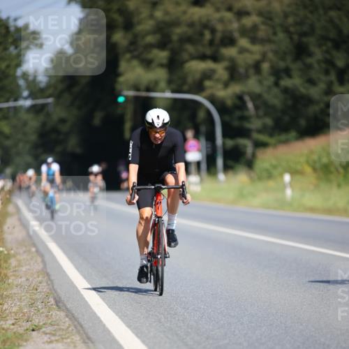 01.09.2024 - 17. Tribühne Triathlon H.Heesch http://msf.ph/oto/6949291 01.09.2024 12:07:52 Radfahren 369, 503, 527, 603, 614, 620, 621, 688 meine-sportfotos.de