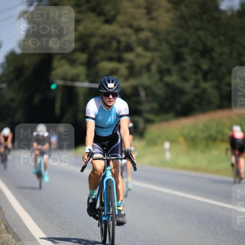 01.09.2024 - 17. Tribühne Triathlon H.Heesch http://msf.ph/oto/6949307 01.09.2024 12:07:58 Radfahren 503, 527, 614, 620, 678, 693 meine-sportfotos.de