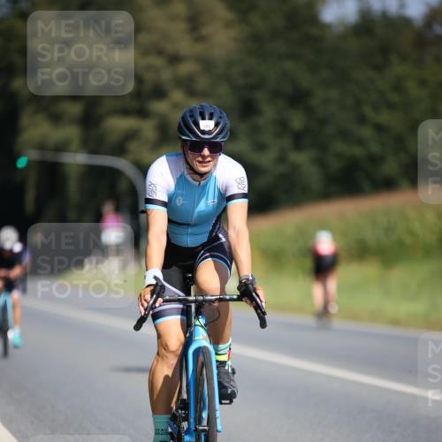 01.09.2024 - 17. Tribühne Triathlon H.Heesch http://msf.ph/oto/6949320 01.09.2024 12:07:59 Radfahren 503, 527, 614, 620, 678, 693 meine-sportfotos.de