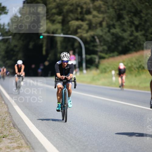 01.09.2024 - 17. Tribühne Triathlon H.Heesch http://msf.ph/oto/6949322 01.09.2024 12:08:00 Radfahren 503, 527, 620, 678, 693 meine-sportfotos.de