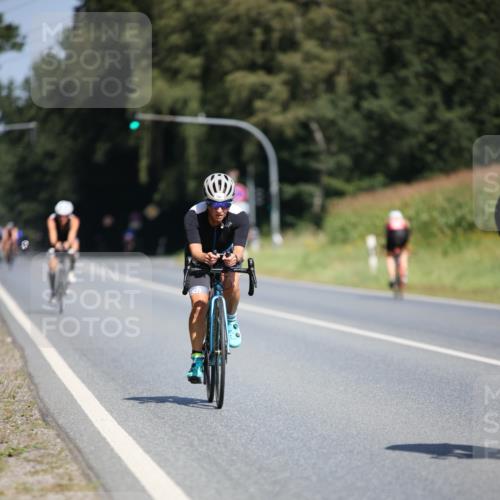 01.09.2024 - 17. Tribühne Triathlon H.Heesch http://msf.ph/oto/6949325 01.09.2024 12:08:00 Radfahren 503, 527, 620, 678, 693 meine-sportfotos.de