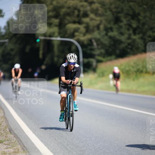 01.09.2024 - 17. Tribühne Triathlon H.Heesch http://msf.ph/oto/6949331 01.09.2024 12:08:00 Radfahren 503, 527, 620, 678, 693 meine-sportfotos.de