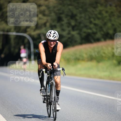 01.09.2024 - 17. Tribühne Triathlon H.Heesch http://msf.ph/oto/6949352 01.09.2024 12:08:05 Radfahren 613, 678, 687, 693 meine-sportfotos.de