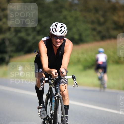 01.09.2024 - 17. Tribühne Triathlon H.Heesch http://msf.ph/oto/6949367 01.09.2024 12:08:05 Radfahren 613, 678, 687, 693 meine-sportfotos.de