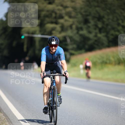 01.09.2024 - 17. Tribühne Triathlon H.Heesch http://msf.ph/oto/6949412 01.09.2024 12:08:15 Radfahren 501, 601, 609, 687 meine-sportfotos.de