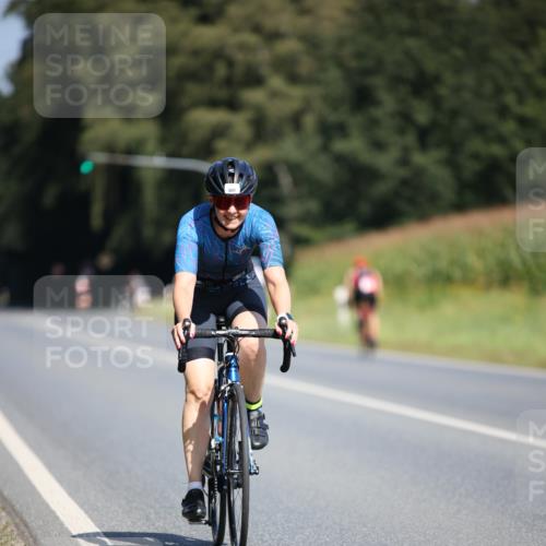01.09.2024 - 17. Tribühne Triathlon H.Heesch http://msf.ph/oto/6949414 01.09.2024 12:08:15 Radfahren 501, 601, 609, 687 meine-sportfotos.de