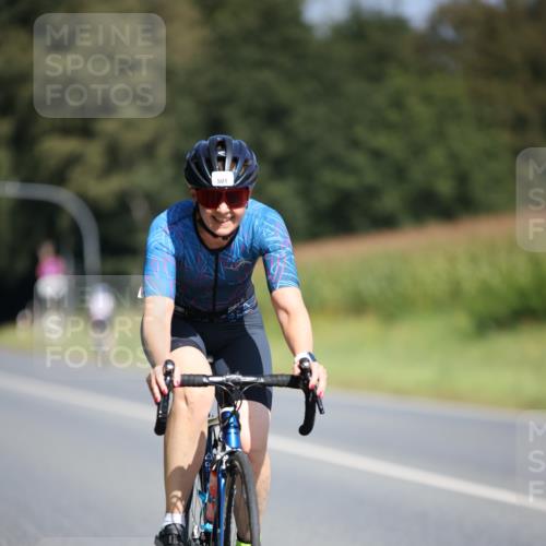 01.09.2024 - 17. Tribühne Triathlon H.Heesch http://msf.ph/oto/6949426 01.09.2024 12:08:16 Radfahren 501, 601, 609, 679, 687 meine-sportfotos.de