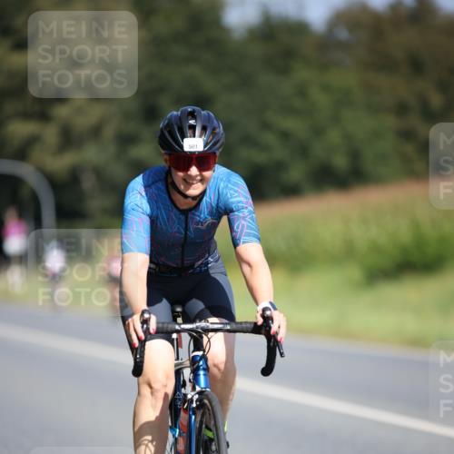 01.09.2024 - 17. Tribühne Triathlon H.Heesch http://msf.ph/oto/6949429 01.09.2024 12:08:16 Radfahren 501, 601, 609, 679, 687 meine-sportfotos.de