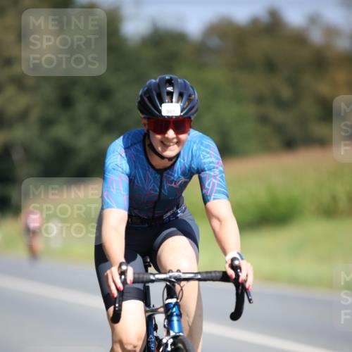 01.09.2024 - 17. Tribühne Triathlon H.Heesch http://msf.ph/oto/6949433 01.09.2024 12:08:16 Radfahren 501, 601, 609, 679, 687 meine-sportfotos.de