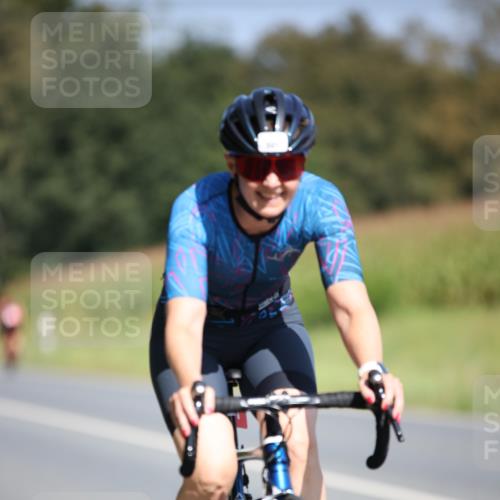 01.09.2024 - 17. Tribühne Triathlon H.Heesch http://msf.ph/oto/6949435 01.09.2024 12:08:16 Radfahren 501, 601, 609, 679, 687 meine-sportfotos.de