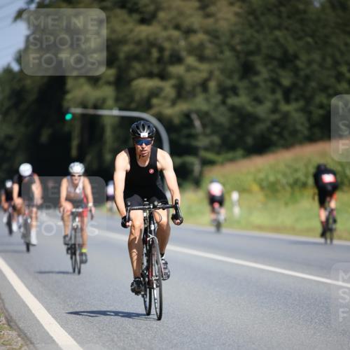01.09.2024 - 17. Tribühne Triathlon H.Heesch http://msf.ph/oto/6949453 01.09.2024 12:08:23 Radfahren 579, 595, 601, 632, 656, 679 meine-sportfotos.de