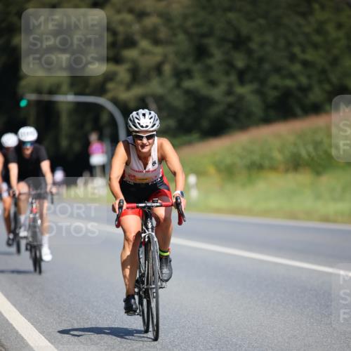 01.09.2024 - 17. Tribühne Triathlon H.Heesch http://msf.ph/oto/6949499 01.09.2024 12:08:25 Radfahren 579, 595, 601, 632, 656, 679 meine-sportfotos.de