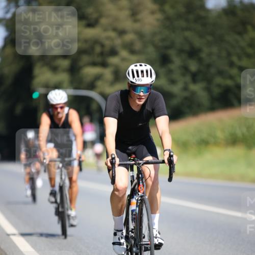 01.09.2024 - 17. Tribühne Triathlon H.Heesch http://msf.ph/oto/6949523 01.09.2024 12:08:27 Radfahren 468, 579, 595, 632, 656, 679 meine-sportfotos.de