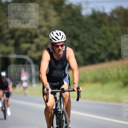 01.09.2024 - 17. Tribühne Triathlon H.Heesch http://msf.ph/oto/6949541 01.09.2024 12:08:28 Radfahren 468, 579, 595, 632, 656, 679 meine-sportfotos.de