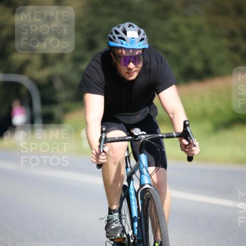 01.09.2024 - 17. Tribühne Triathlon H.Heesch http://msf.ph/oto/6949600 01.09.2024 12:08:37 Radfahren 468, 638, 694, 713 meine-sportfotos.de