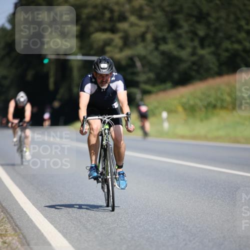01.09.2024 - 17. Tribühne Triathlon H.Heesch http://msf.ph/oto/6949671 01.09.2024 12:08:51 Radfahren 585, 594, 630, 662 meine-sportfotos.de