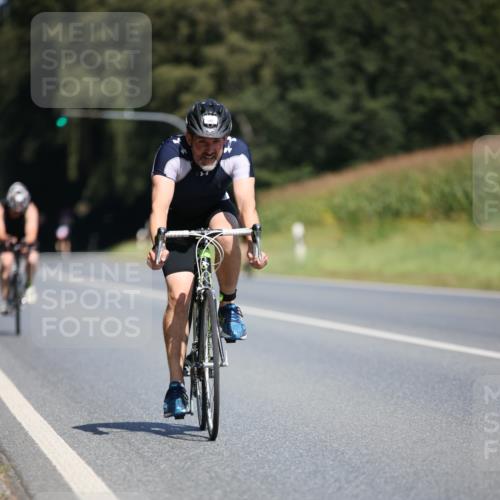 01.09.2024 - 17. Tribühne Triathlon H.Heesch http://msf.ph/oto/6949675 01.09.2024 12:08:51 Radfahren 585, 594, 630, 662 meine-sportfotos.de