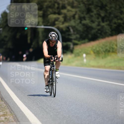 01.09.2024 - 17. Tribühne Triathlon H.Heesch http://msf.ph/oto/6949681 01.09.2024 12:08:53 Radfahren 585, 630, 662, 683 meine-sportfotos.de