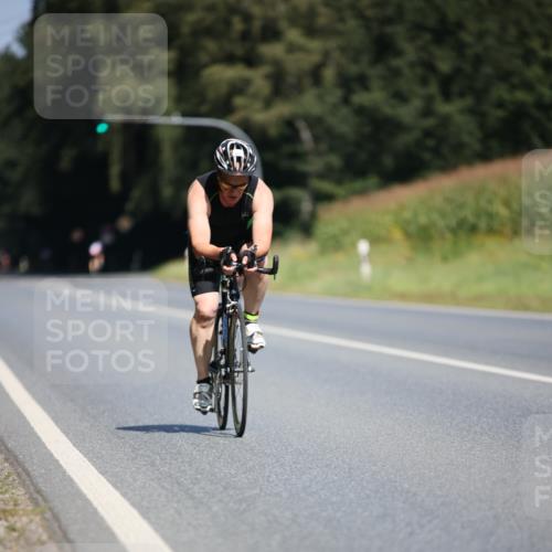 01.09.2024 - 17. Tribühne Triathlon H.Heesch http://msf.ph/oto/6949683 01.09.2024 12:08:53 Radfahren 585, 630, 662, 683 meine-sportfotos.de