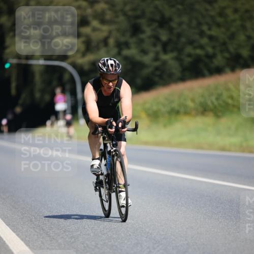01.09.2024 - 17. Tribühne Triathlon H.Heesch http://msf.ph/oto/6949690 01.09.2024 12:08:53 Radfahren 585, 630, 662, 683 meine-sportfotos.de