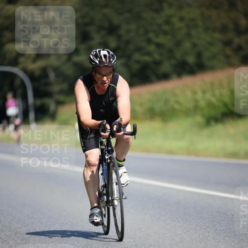 01.09.2024 - 17. Tribühne Triathlon H.Heesch http://msf.ph/oto/6949698 01.09.2024 12:08:53 Radfahren 585, 630, 662, 683 meine-sportfotos.de