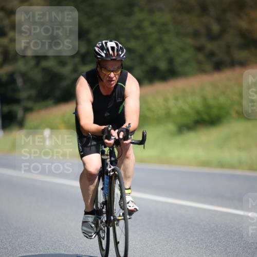 01.09.2024 - 17. Tribühne Triathlon H.Heesch http://msf.ph/oto/6949702 01.09.2024 12:08:54 Radfahren 585, 630, 662, 683 meine-sportfotos.de