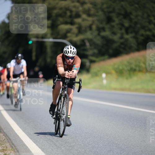 01.09.2024 - 17. Tribühne Triathlon H.Heesch http://msf.ph/oto/6949742 01.09.2024 12:09:06 Radfahren 600, 612, 616, 622, 654, 664, 706 meine-sportfotos.de
