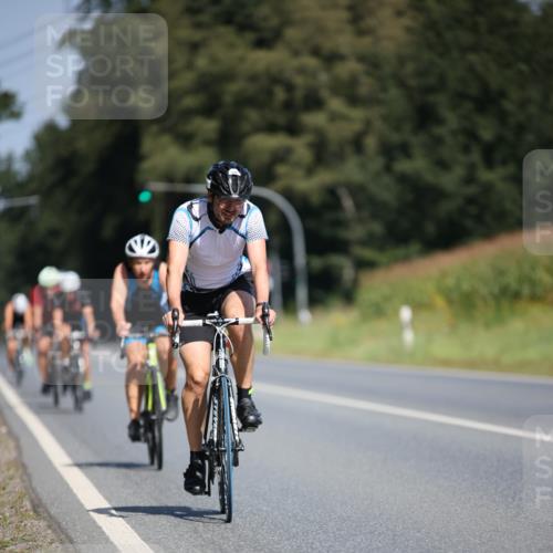 01.09.2024 - 17. Tribühne Triathlon H.Heesch http://msf.ph/oto/6949760 01.09.2024 12:09:08 Radfahren 177, 600, 612, 616, 622, 654, 664, 706 meine-sportfotos.de