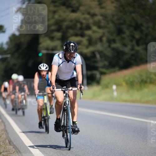 01.09.2024 - 17. Tribühne Triathlon H.Heesch http://msf.ph/oto/6949764 01.09.2024 12:09:08 Radfahren 177, 600, 612, 616, 622, 654, 664, 706 meine-sportfotos.de