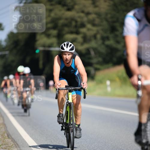 01.09.2024 - 17. Tribühne Triathlon H.Heesch http://msf.ph/oto/6949774 01.09.2024 12:09:09 Radfahren 177, 600, 612, 616, 622, 654, 664, 706 meine-sportfotos.de