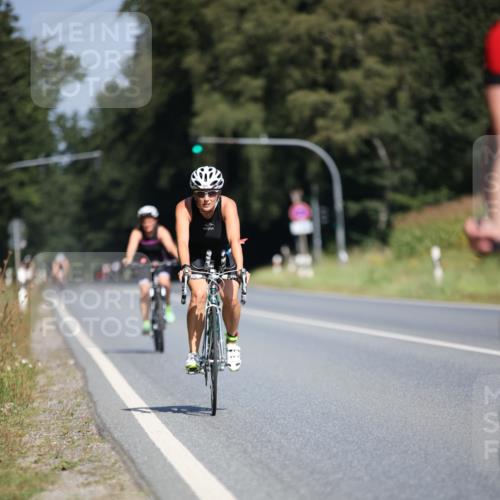 01.09.2024 - 17. Tribühne Triathlon H.Heesch http://msf.ph/oto/6949808 01.09.2024 12:09:14 Radfahren 177, 616, 622, 654, 706 meine-sportfotos.de