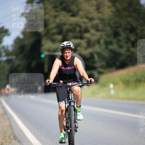 01.09.2024 - 17. Tribühne Triathlon H.Heesch http://msf.ph/oto/6949843 01.09.2024 12:09:17 Radfahren 177, 706 meine-sportfotos.de