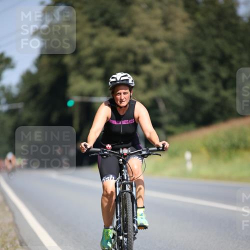 01.09.2024 - 17. Tribühne Triathlon H.Heesch http://msf.ph/oto/6949847 01.09.2024 12:09:18 Radfahren 177, 706 meine-sportfotos.de