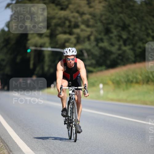 01.09.2024 - 17. Tribühne Triathlon H.Heesch http://msf.ph/oto/6949865 01.09.2024 12:09:29 Radfahren 565, 566, 650 meine-sportfotos.de