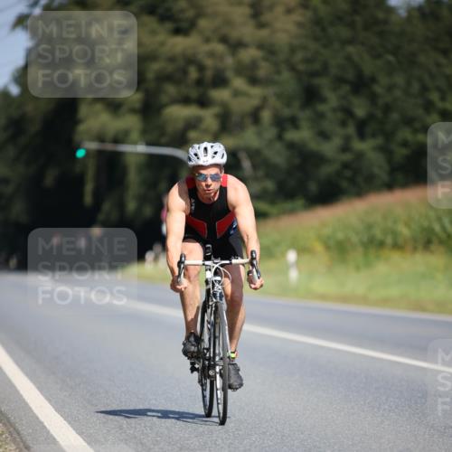01.09.2024 - 17. Tribühne Triathlon H.Heesch http://msf.ph/oto/6949867 01.09.2024 12:09:29 Radfahren 565, 566, 650 meine-sportfotos.de