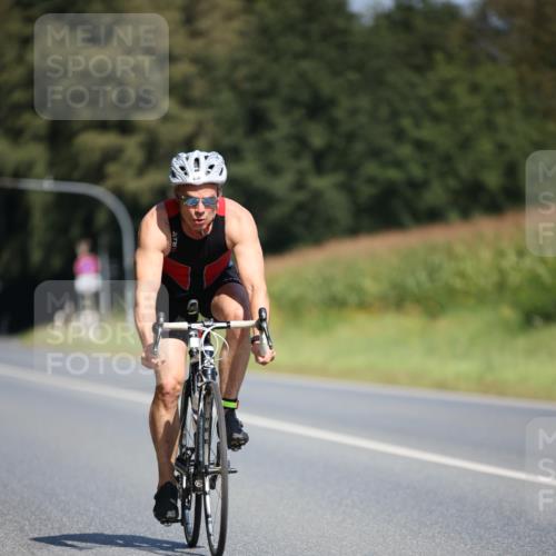 01.09.2024 - 17. Tribühne Triathlon H.Heesch http://msf.ph/oto/6949875 01.09.2024 12:09:29 Radfahren 565, 566, 650 meine-sportfotos.de