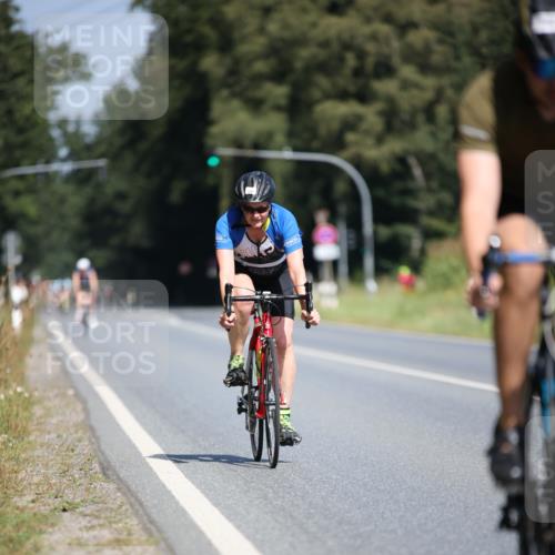 01.09.2024 - 17. Tribühne Triathlon H.Heesch http://msf.ph/oto/6949900 01.09.2024 12:09:37 Radfahren 565, 566, 598, 653, 692 meine-sportfotos.de