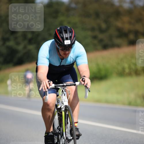 01.09.2024 - 17. Tribühne Triathlon H.Heesch http://msf.ph/oto/6949956 01.09.2024 12:09:53 Radfahren 533, 536, 582, 635, 648, 667 meine-sportfotos.de