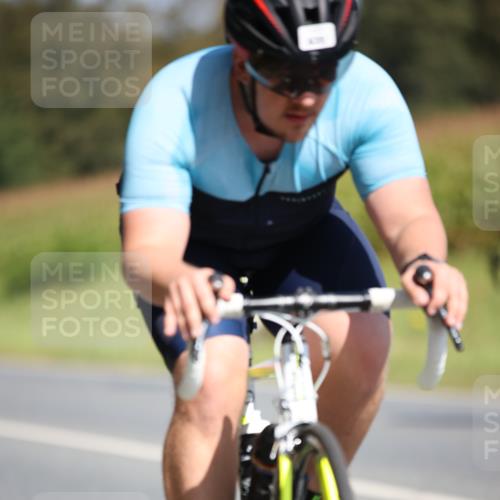01.09.2024 - 17. Tribühne Triathlon H.Heesch http://msf.ph/oto/6949966 01.09.2024 12:09:53 Radfahren 533, 536, 582, 635, 648, 667 meine-sportfotos.de